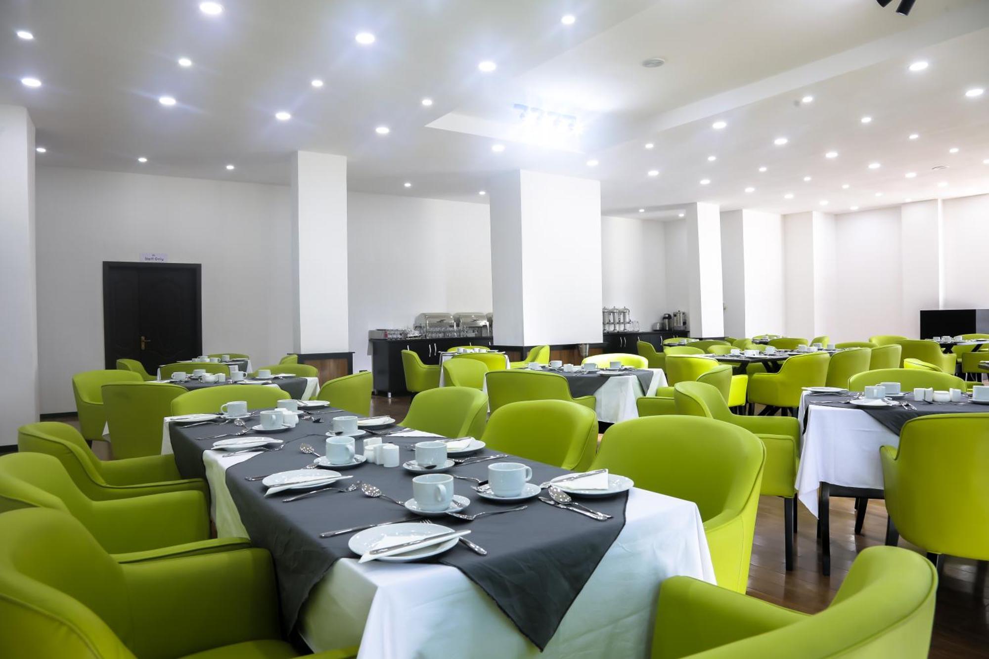 Bon Hotel Ikeja Residence Extérieur photo