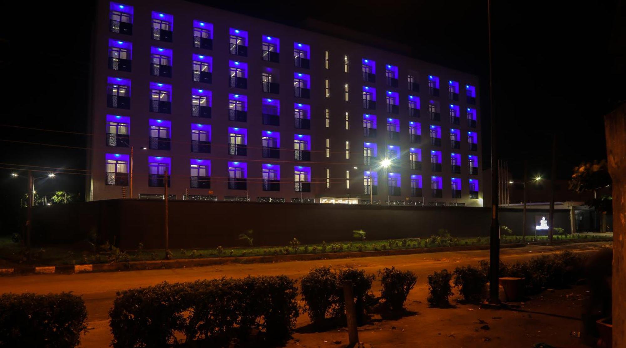 Bon Hotel Ikeja Residence Extérieur photo