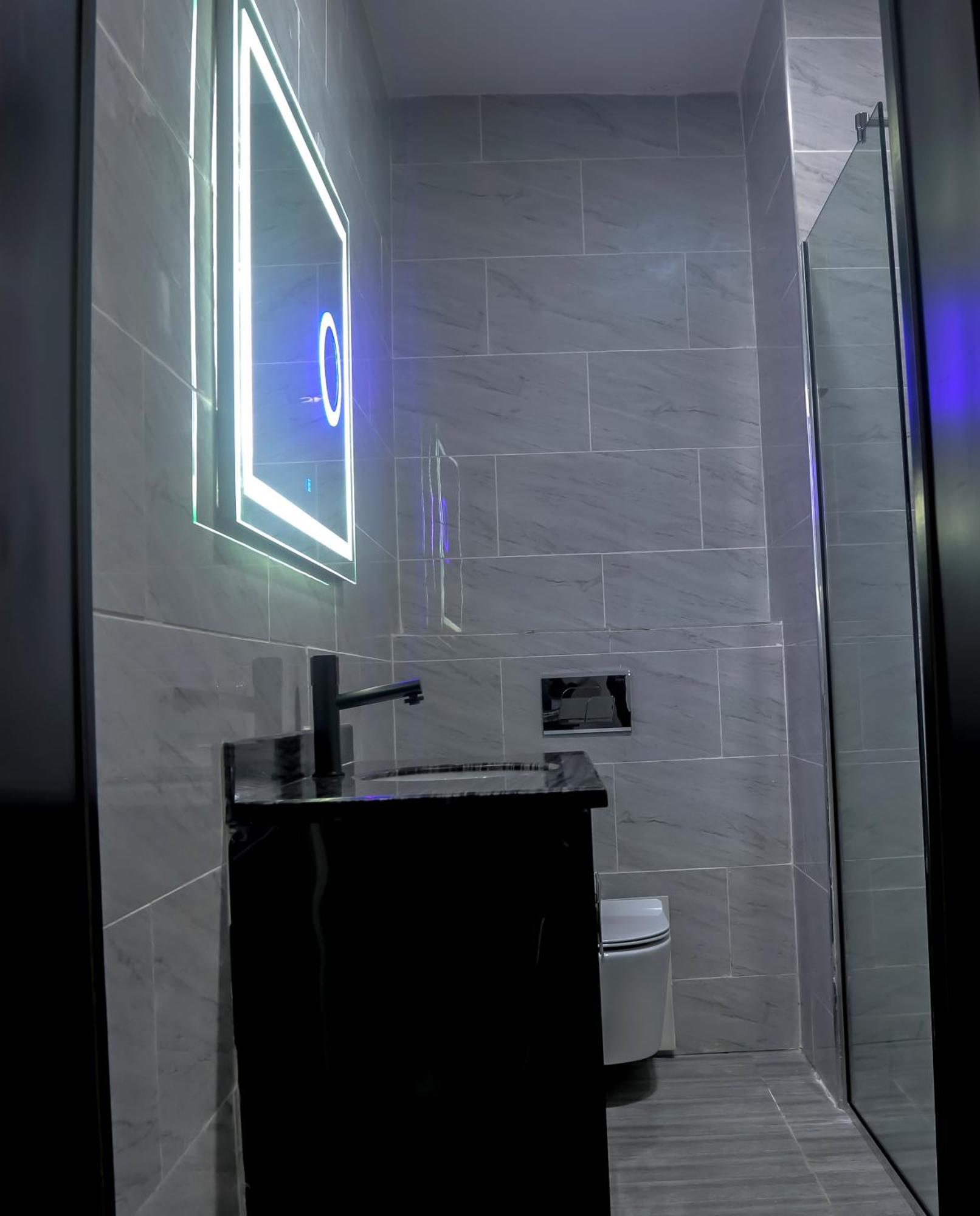 Bon Hotel Ikeja Residence Extérieur photo